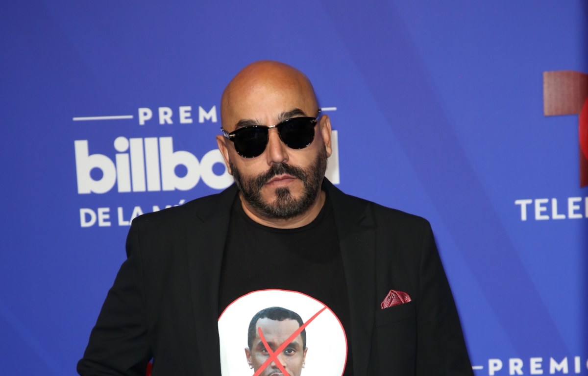 Pareja de Lupillo Rivera aparece con vestido de novia, ¿se casa con el Toro del Corrido?