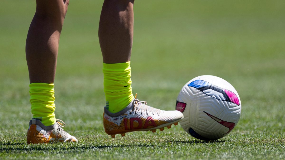 Murió a los 19 años la futbolista Lauren Turner tras ser arrollada por un camión de carga