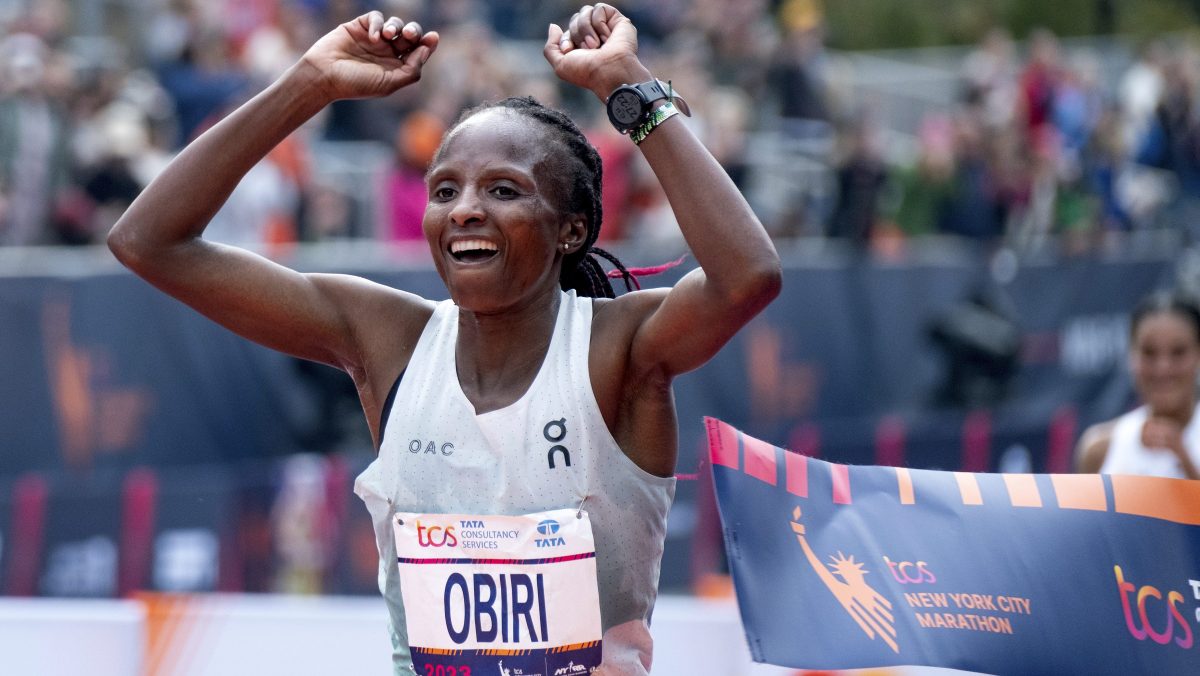 Keniana Hellen Obiri rompe récord femenino y gana Maratón de Nueva York por segunda ocasión