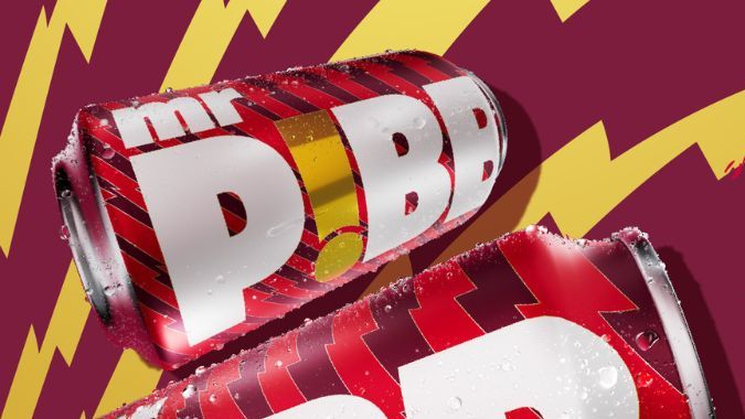 Coca Cola conservó el color granate original que distingue a Mr Pibb y le dio un nuevo brillo con el dorado.
