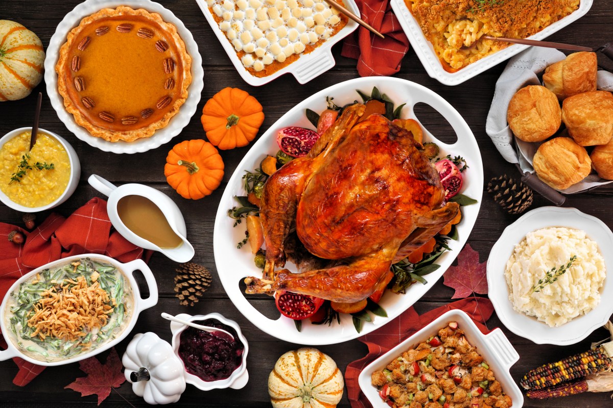 ¿Cocinar o disfrutar? Conoce los restaurantes y cadenas abiertas este Thanksgiving