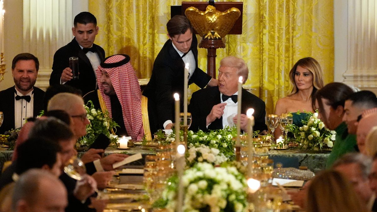 ¿Qué le regaló Donald Trump a Cristiano Ronaldo en su visita a la Casa Blanca?