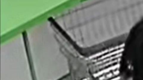 Sospechoso captado en cámara de seguridad en NYC.