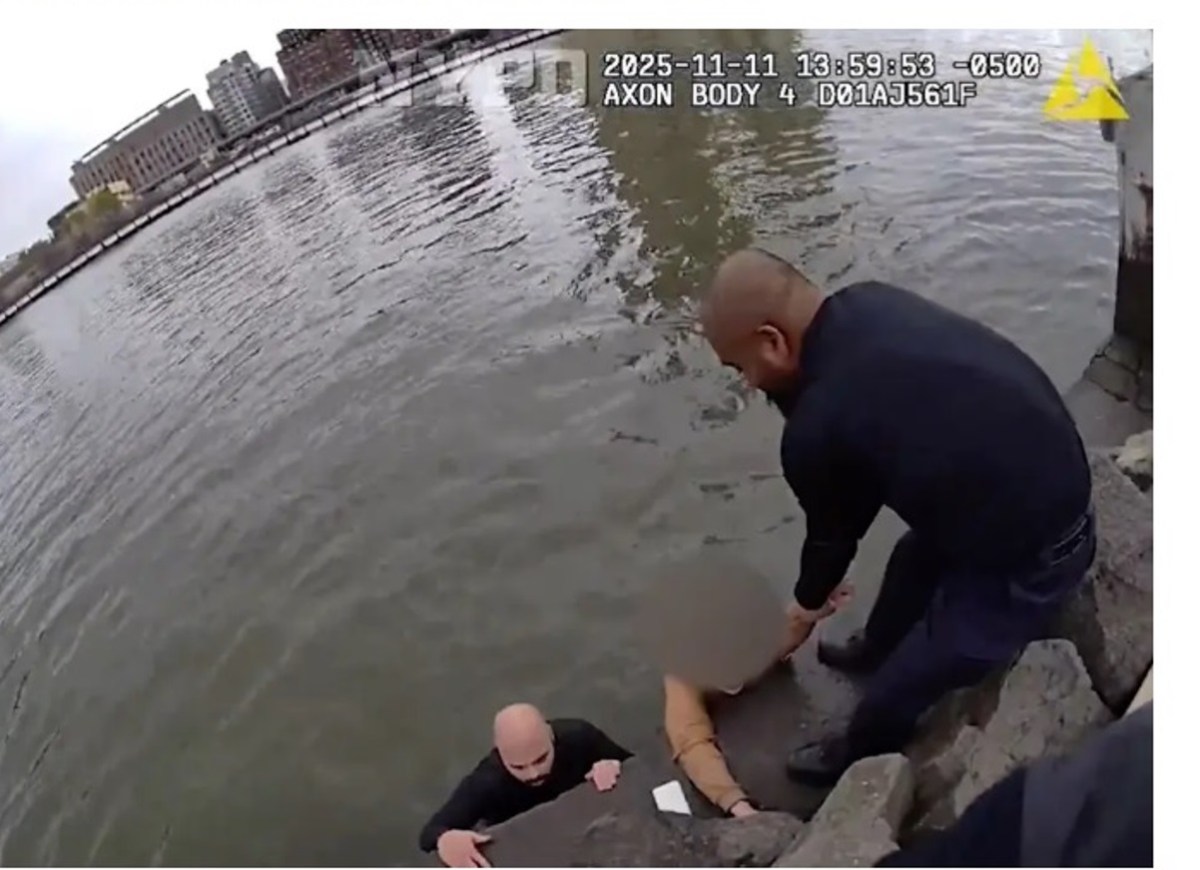 “¡Ayúdenme, por favor!”: dramático rescate de adolescente en aguas gélidas del río Harlem en Nueva York