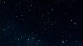 Aunque la posibilidad de un colapso solar es una de las teorías planteadas, es tan lejana que ni siquiera forma parte de las preocupaciones humanas actuales: ocurriría en unos cinco mil millones de años.