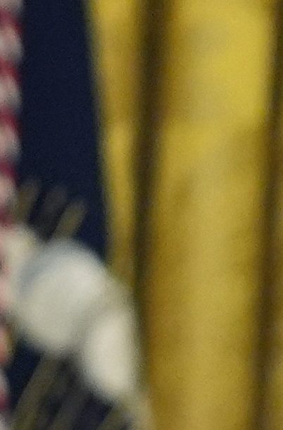 El presidente Donald Trump escucha mientras el presidente de la FIFA, Gianni Infantino, habla durante una reunión con el grupo de trabajo de la Casa Blanca sobre la Copa Mundial de la FIFA 2026 en el Despacho Oval de la Casa Blanca, el lunes 17 de noviembre de 2025, en Washington.