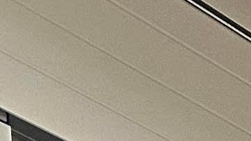 Jesús Espinal y Víctor Bosh recibieron bolsas promocionales durante el evento.