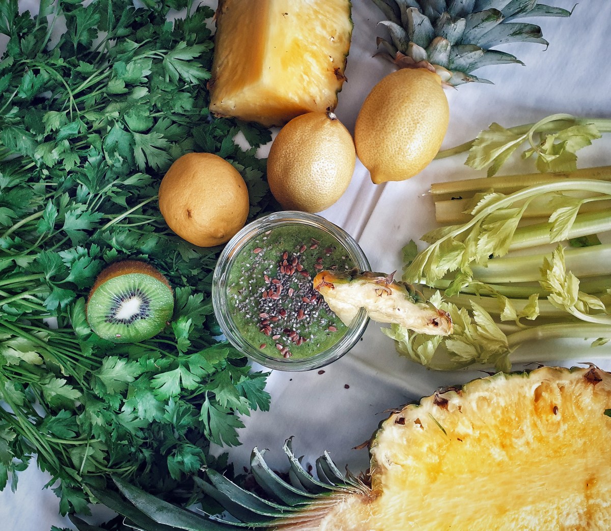 El licuado de 3 ingredientes que pone fin al estreñimiento crónico