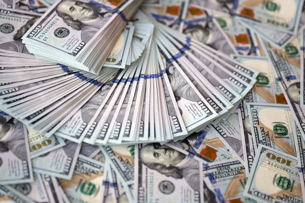 Cliente rechaza boleto de lotería, otra persona lo compra y gana $1 millón