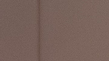 Colocar el router en un balcón, patio o cerca de una ventana abierta suele afectar seriamente su rendimiento.