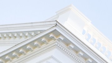 Melania Trump recibió el árbol navideño de la Casa Blanca