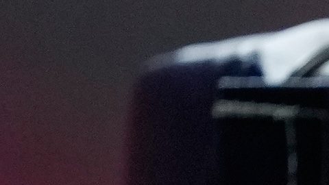 Logotipo de la NFL y un diseño de homenaje a las fuerzas armadas.