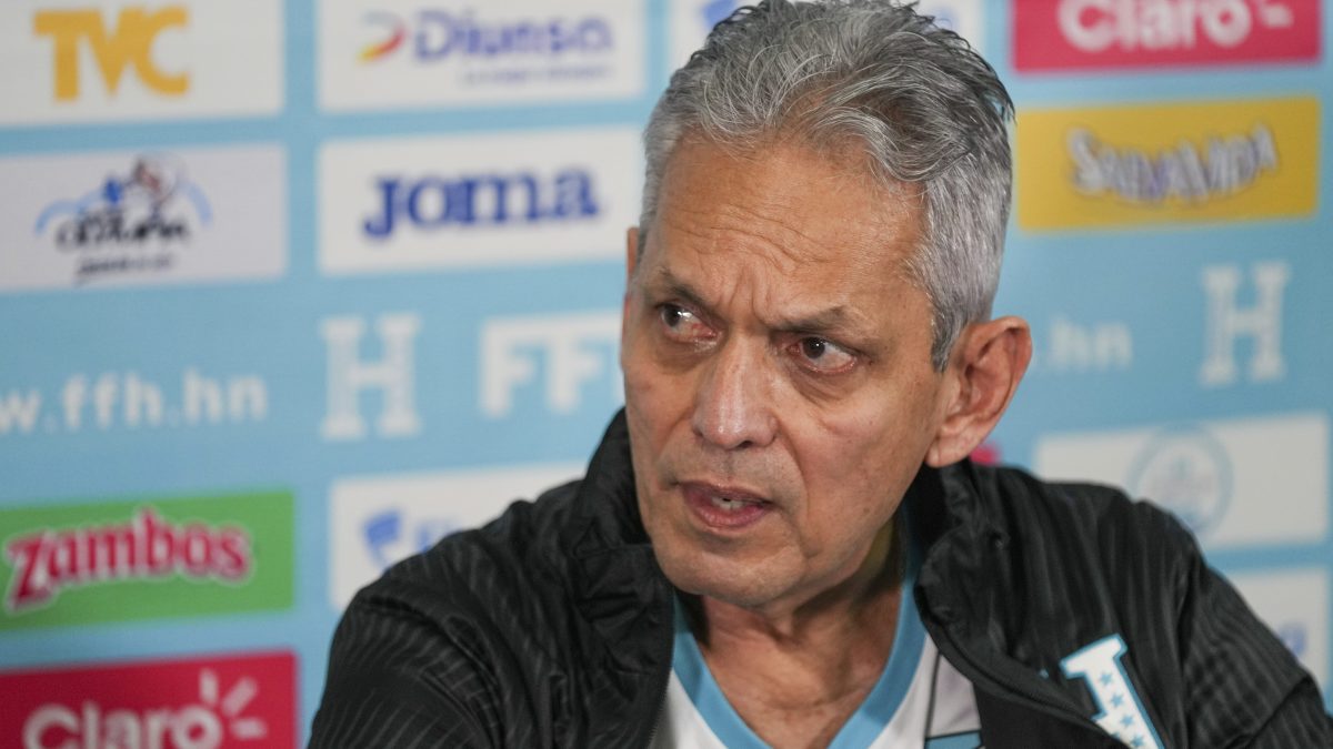 Honduras se quedó fuera del Mundial 2026 y Reinaldo Rueda rompió a llorar en rueda de prensa [VIDEO]