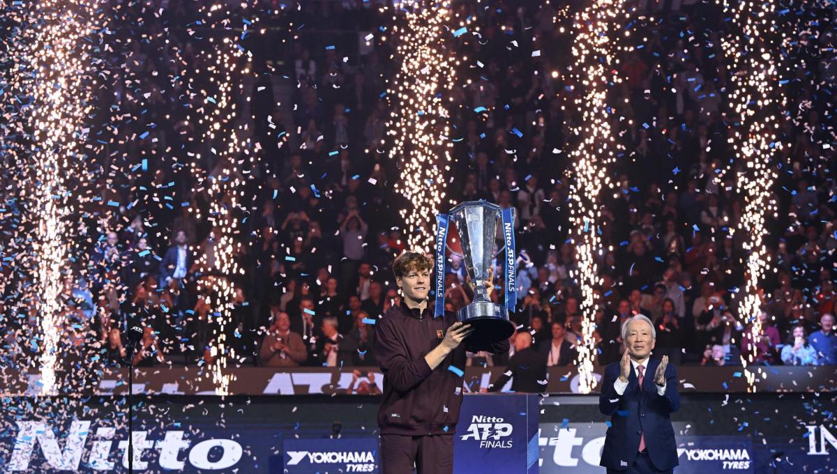 Jannik Sinner, campeón invicto en Turín y se embolsilló más de $5 millones de dólares