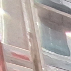 El bodeguero dominicano de El Bronx, Ignacio Castillo,  cree que estos negocios son esenciales y difícilmente puedan desaparecer, pero tienen que acercarse a la tecnología.