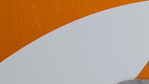 "Colombia restablece el servicio aéreo civil con Venezuela e invita al mundo a hacerlo", indicó Gustavo Petro.