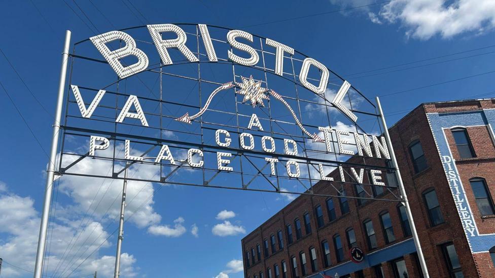 Bristol, la ciudad dividida: la batalla por el acceso al aborto en la frontera entre Virginia y Tennessee