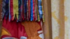 El presidente de Estados Unidos, Donald J. Trump (C), responde a las preguntas de los periodistas durante una reunión con su Gabinete en la Sala del Gabinete de la Casa Blanca, en Washington, D.C., EE.UU., el 2 de diciembre de 2025.