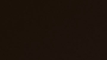 Se confiscó un vehículo y una máscara tras el crimen.