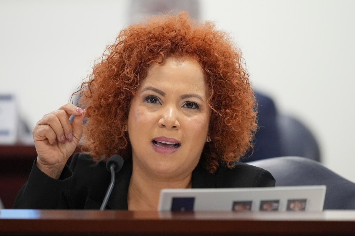 Legisladoras en Florida presentan resolución para que el Congreso federal le ponga fecha de salida a la Junta de Puerto Rico