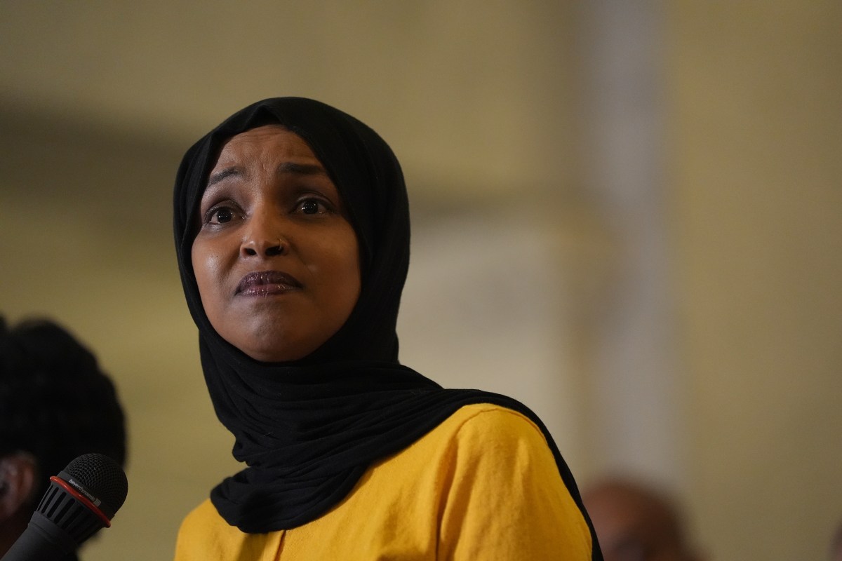Trump insulta a Ilhan Omar como “basura” y dice que Somalia “apesta”