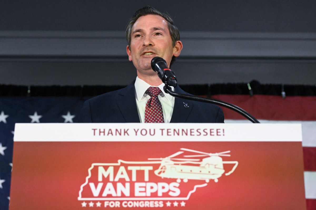 El republicano Matt Van Epps gana elecciones especiales en Tennessee