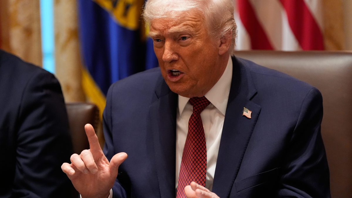 Trump amenaza con arancel del 5% a México por incumplimiento del Tratado de Aguas