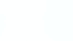 La excomisionada del condado Miami-Dade y candidata a la alcaldía de Miami, Eileen Higgins, habla con sus partidarios antes de la segunda vuelta electoral.