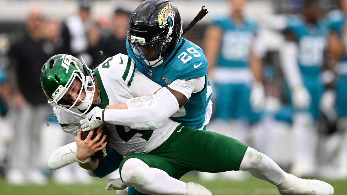 Jaguars aplastan a los Jets 48-20 y suman su quinta victoria seguida rumbo a los playoffs