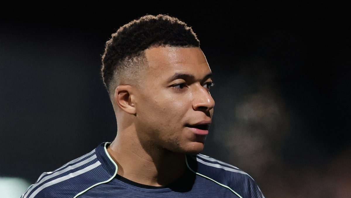 Regalo de Kylian Mbappé de más de 60 mil euros le cuesta la carrera a un policía en Francia