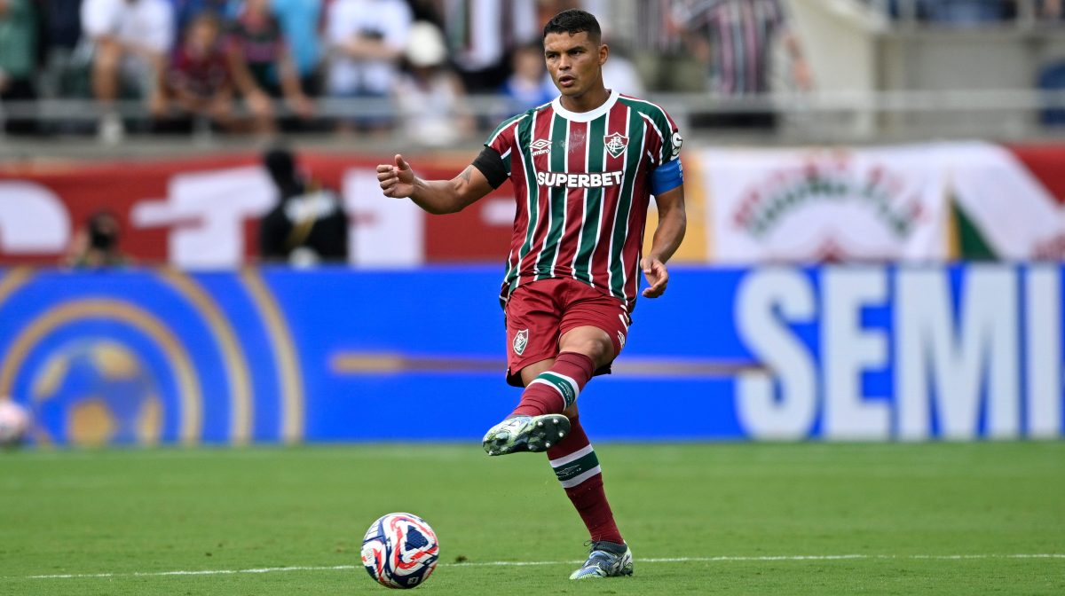 Defensa brasileño Thiago Silva vuelve a Europa con el Porto a sus 41 años