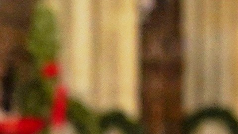 El nuevo Arzobispo de NY, Ronald Hicks, es saludado por el cardenal Timothy Dolan en la Catedral de San Patricio.