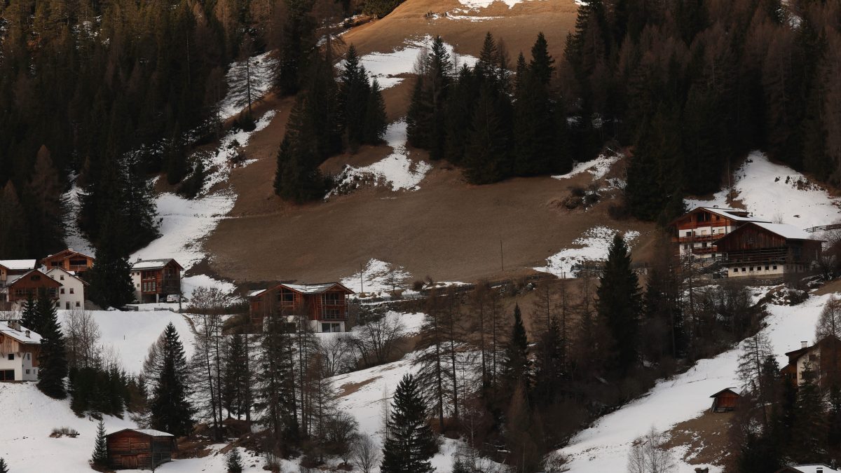 Murió el futbolista alemán Sebastian Hertner tras caer 70 metros de un centro de esquí en Montenegro