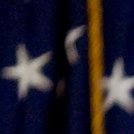 Tatiana Schlossberg, hija de Caroline Kennedy, se dirige al público durante la ceremonia de entrega del Premio Perfil de Coraje John F. Kennedy, el domingo 29 de octubre de 2023, en la Biblioteca y Museo Presidencial John F. Kennedy, en Boston.