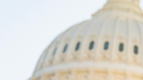 Exsenador republicano Ben Sasse anuncia que padece cáncer de páncreas avanzado: "Voy a morir"
