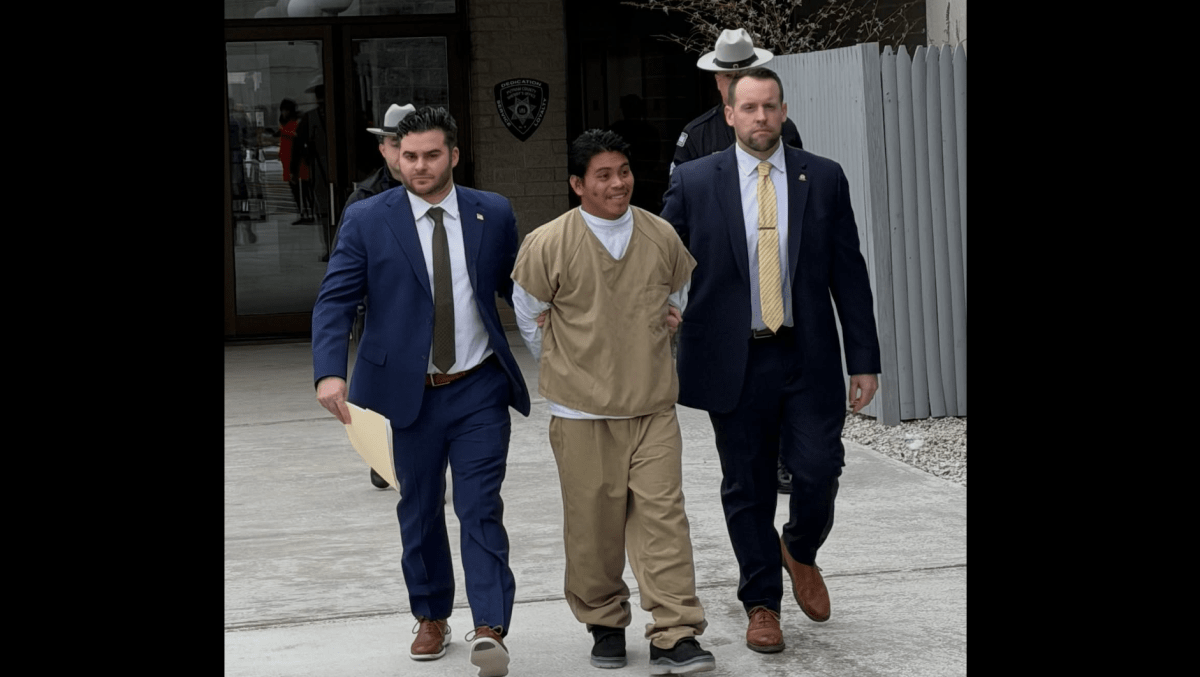 Hispano confiesa haber estrangulado a taxista hasta la muerte antes de arrojar su cuerpo por ajuste cuentas