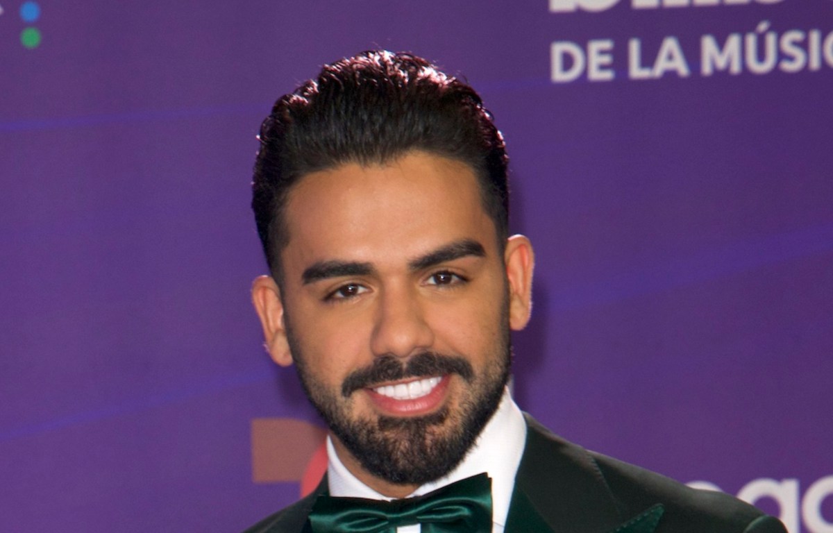 Carlos Adyan celebra en redes sociales un nuevo logro personal