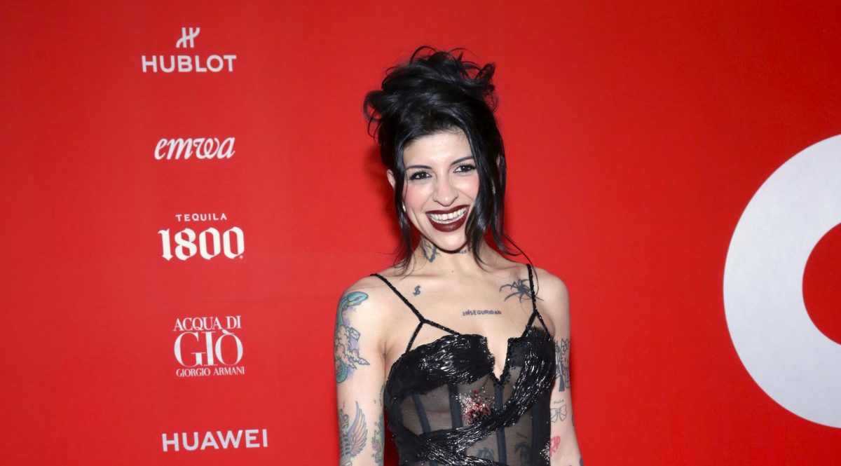 Cazzu presume la compra de su nueva casa y celebra la Navidad con su hija