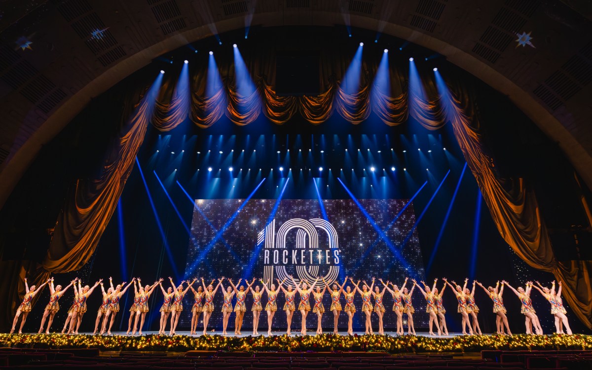 Un siglo de precisión: las Rockettes celebran 100 años de historia