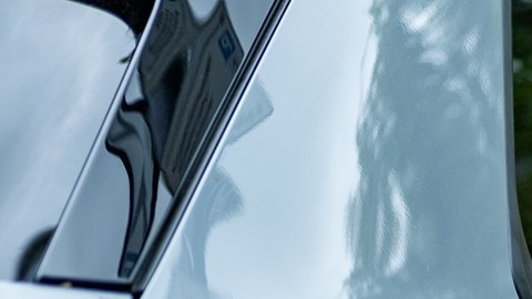 Comprar un auto eléctrico implica cada vez mayores ahorros a los estadounidenses promedio.