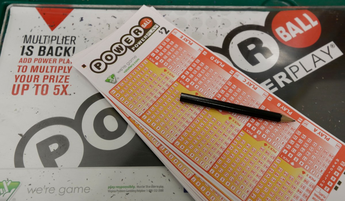 El premio mayor del Powerball sube a $930 millones