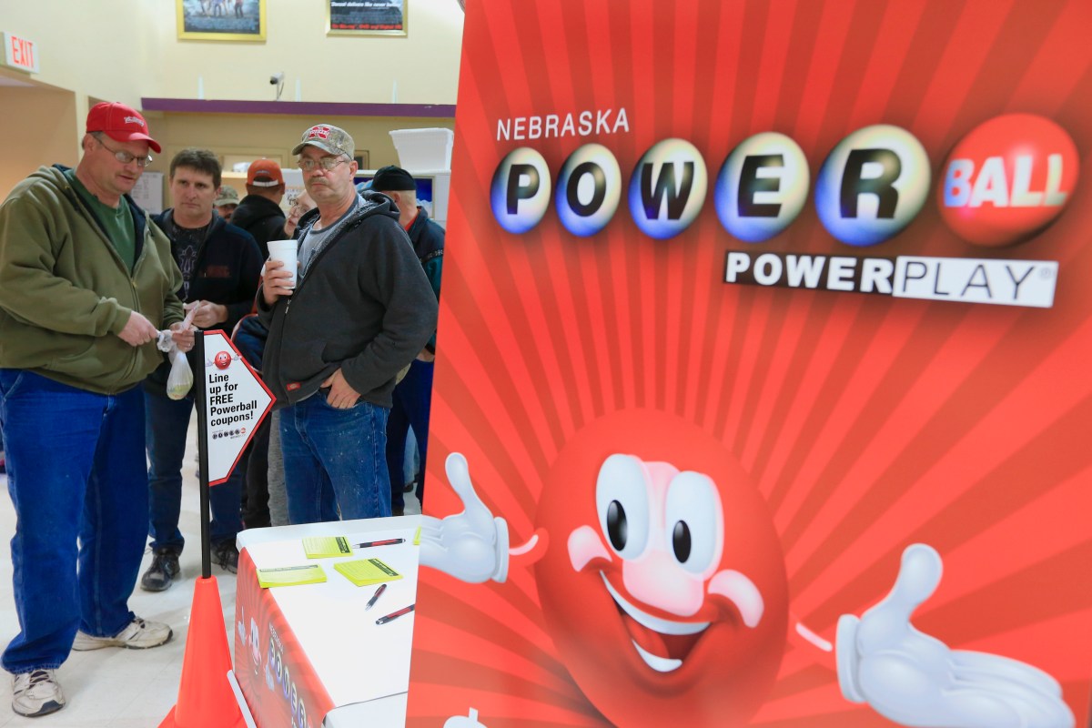 Los números que la IA recomienda para jugar al Powerball y llevarte el premio mayor en diciembre