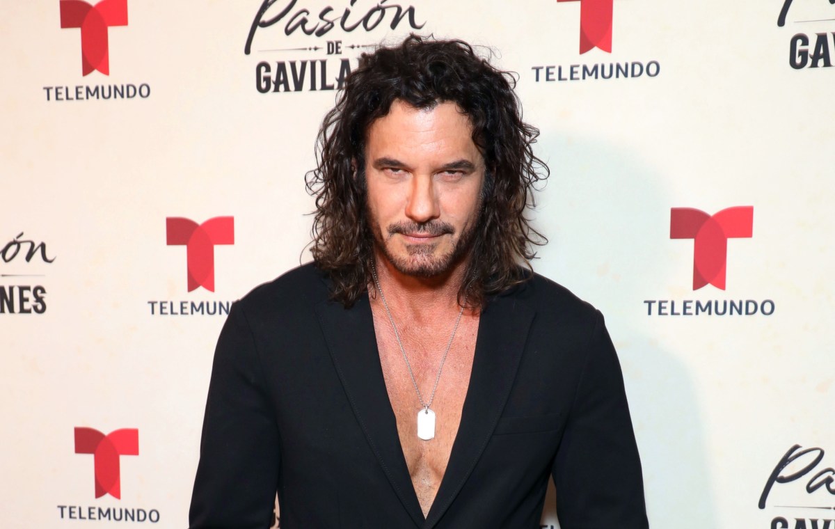 Mario Cimarro llora la pérdida de su madre y reflexiona sobre su legado