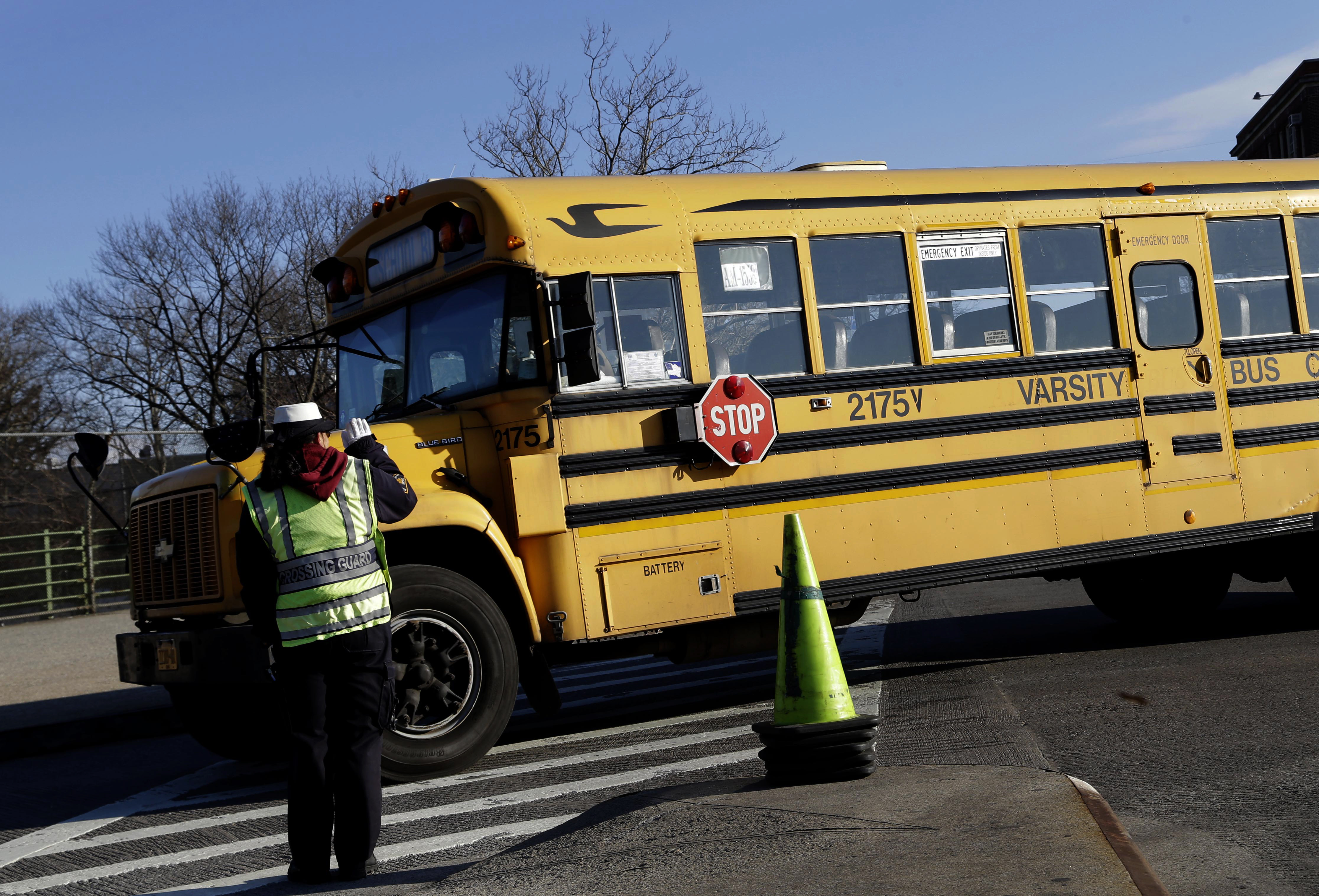 Multas tránsito NY Autobús escolar