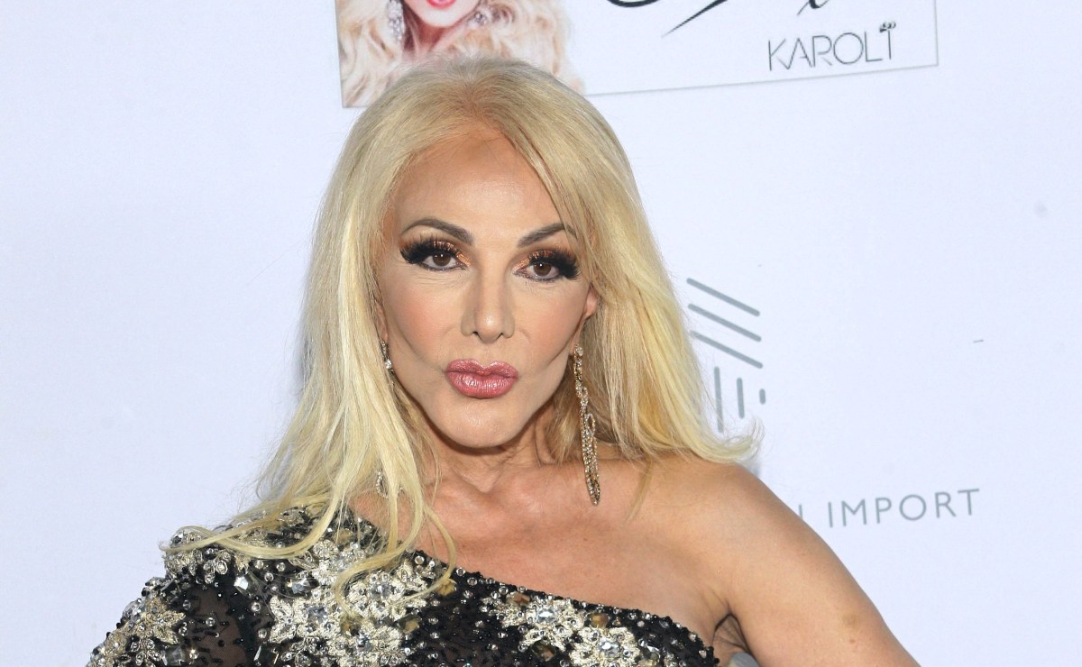 Olivia Collins cuenta detalles de su pérdida auditiva: “Traigo audífonos para gente sorda”