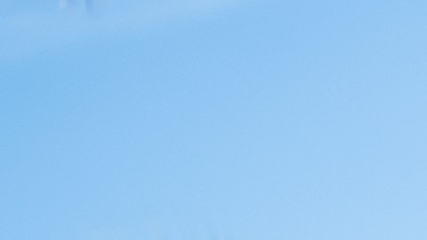 Este destino, territorio británico de ultramar ubicado al noroeste en el mar Caribe, reúne tres islas: Grand Cayman, la más grande y cosmopolita; Cayman Brac, tranquila y llena de naturaleza, y Little Cayman, la más remota y discreta,