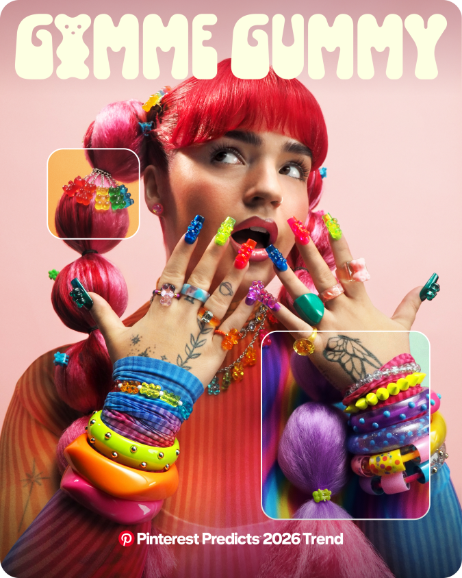 Mujer con peinado y accesorios inspirados en gomitas de colores, uñas tridimensionales y joyería elástica, representando la tendencia Gimme Gummy de Pinterest Predicts 2026.