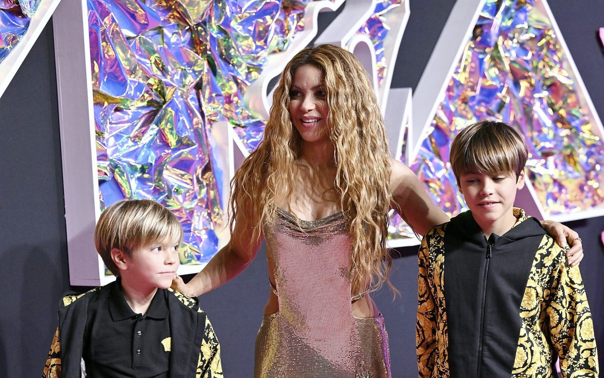 Shakira canta ‘Acróstico’ por primera vez con sus hijos durante su concierto en Argentina