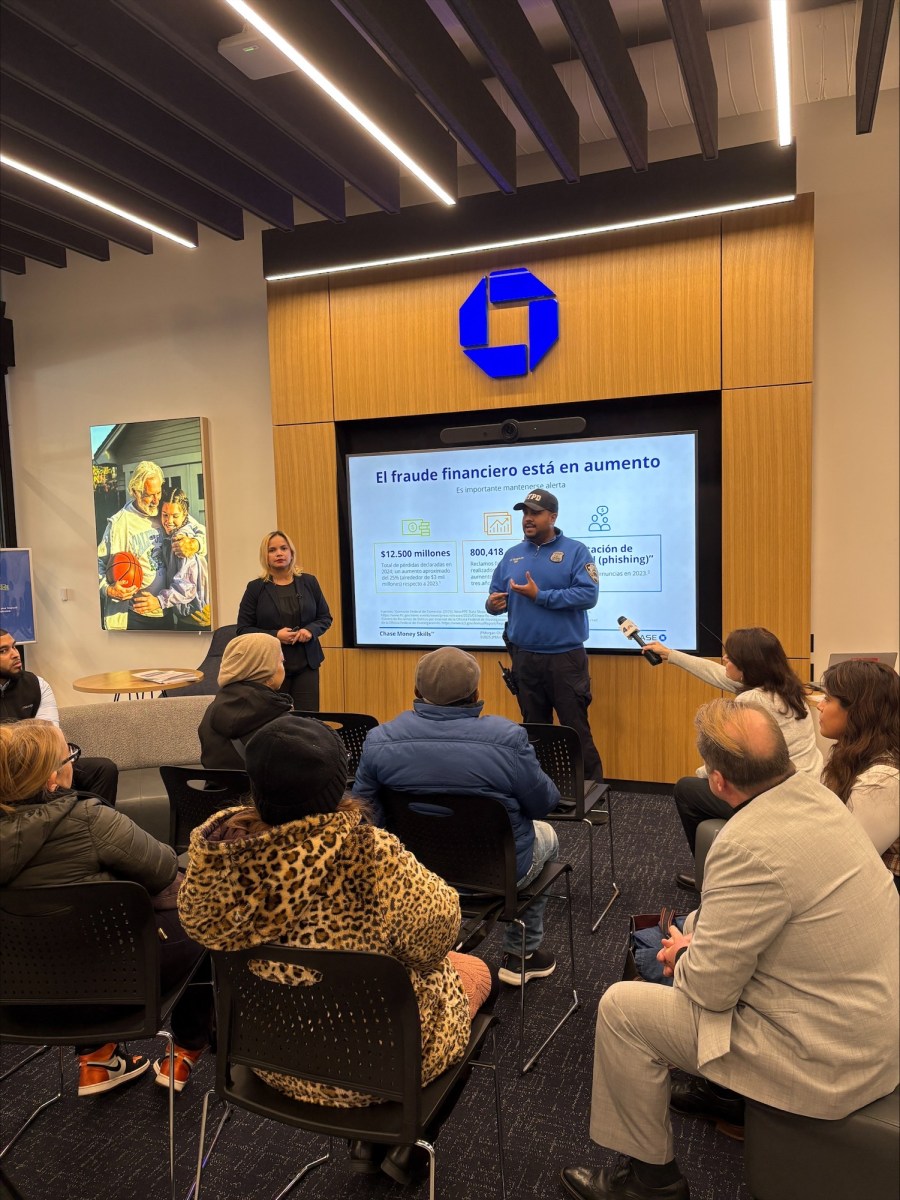 Celebre su Año Nuevo Financiero: Una Sesión de Preguntas y Respuestas con Sherlyn Santana  Gerente Comunitario de New York City