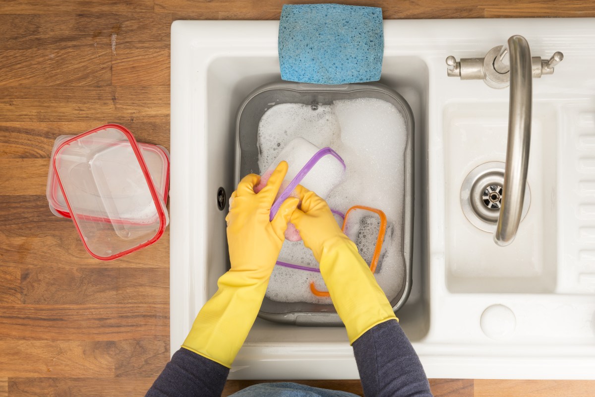 Cómo desinfectar tus tuppers y termos para evitar hongos y bacterias